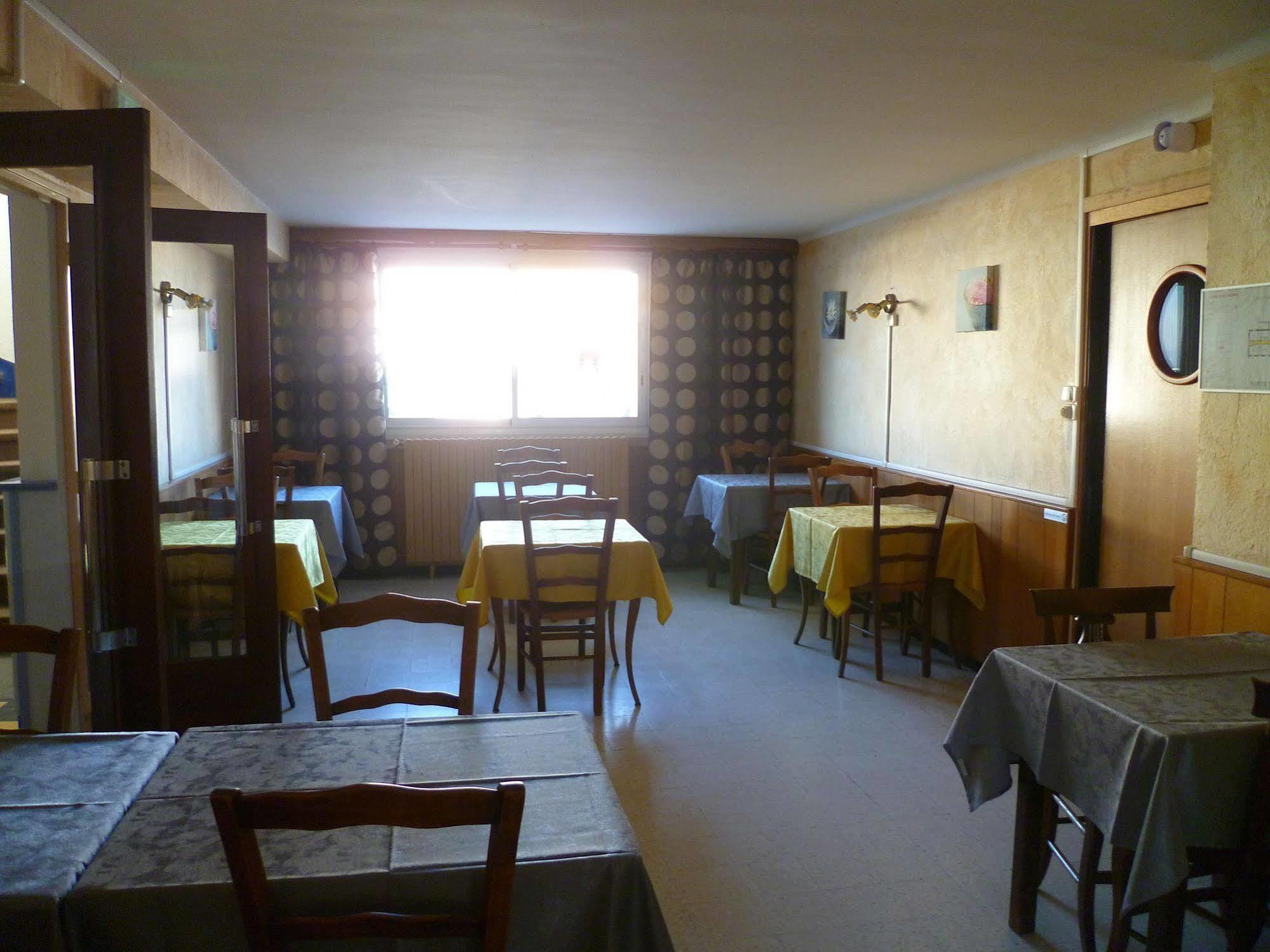 Hotel Le Mirage Saintes-Maries-de-la-Mer Zewnętrze zdjęcie